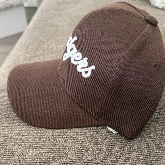 NWOT Brown LA Cap with White Embroidery - Picture 3 of 3